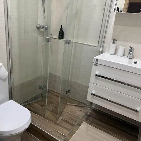 Cozy Themed With View And Centrum In 8 Minutes Apartmán