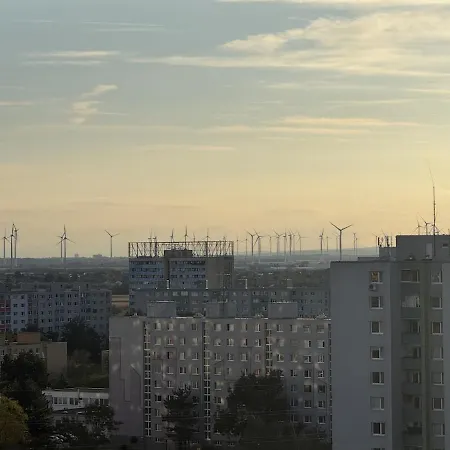 Cozy Themed With View And Centrum In 8 Minutes Bratislava